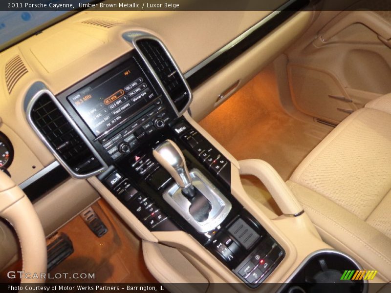 Umber Brown Metallic / Luxor Beige 2011 Porsche Cayenne