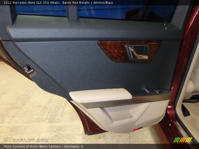 Barolo Red Metallic / Almond/Black 2011 Mercedes-Benz GLK 350 4Matic