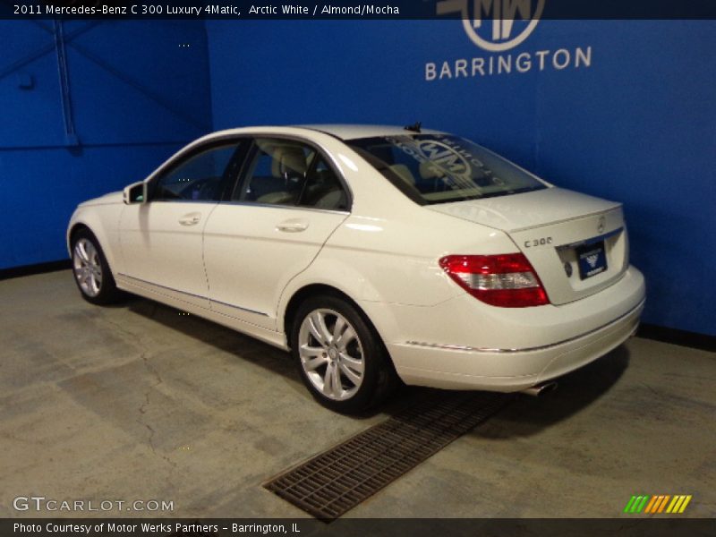 Arctic White / Almond/Mocha 2011 Mercedes-Benz C 300 Luxury 4Matic