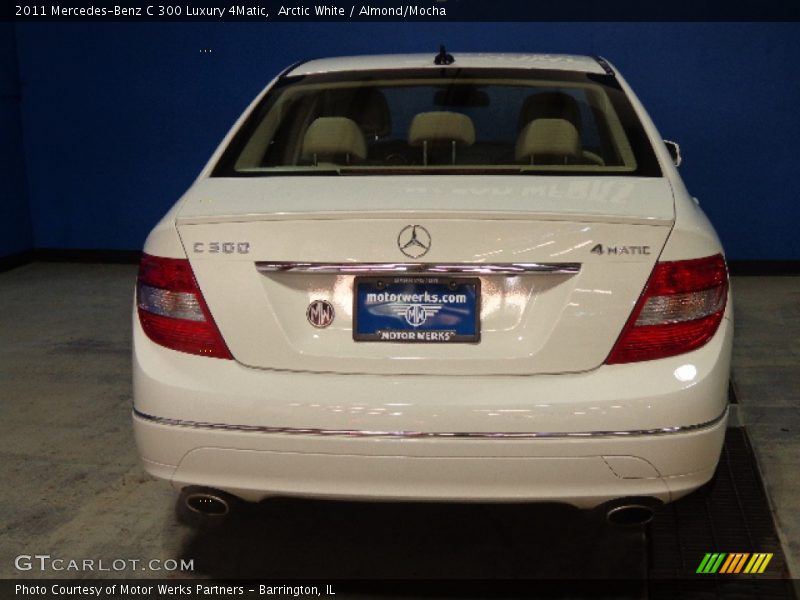 Arctic White / Almond/Mocha 2011 Mercedes-Benz C 300 Luxury 4Matic