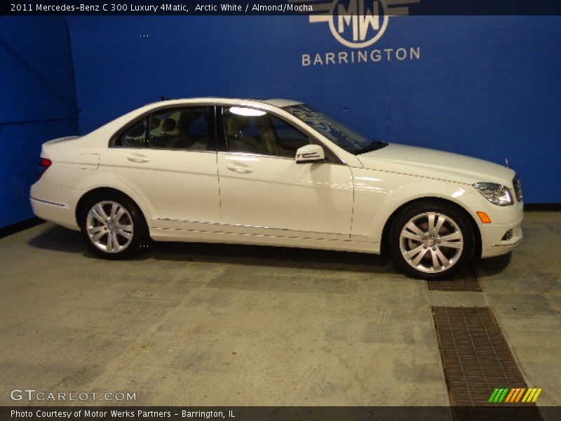 Arctic White / Almond/Mocha 2011 Mercedes-Benz C 300 Luxury 4Matic