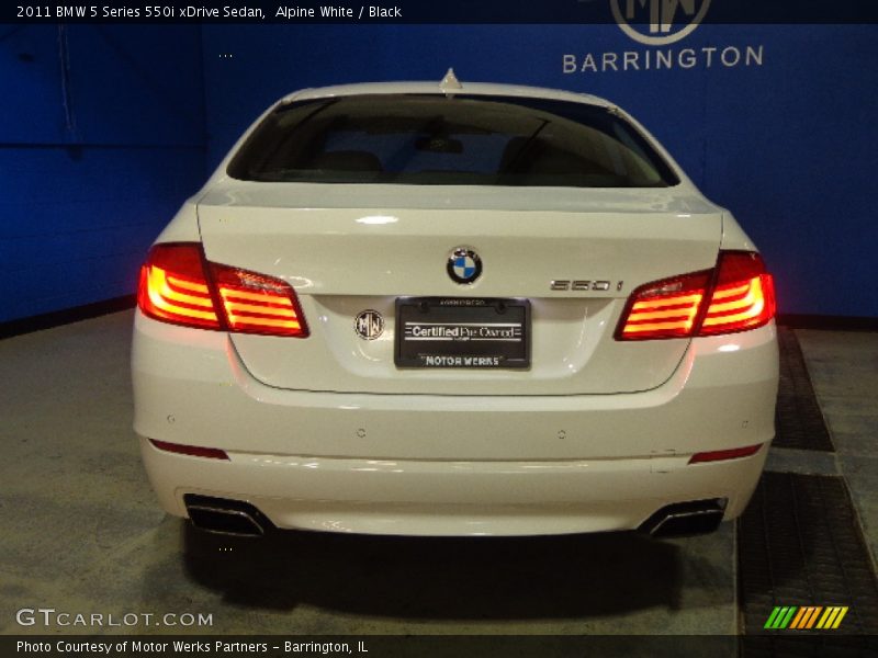 Alpine White / Black 2011 BMW 5 Series 550i xDrive Sedan