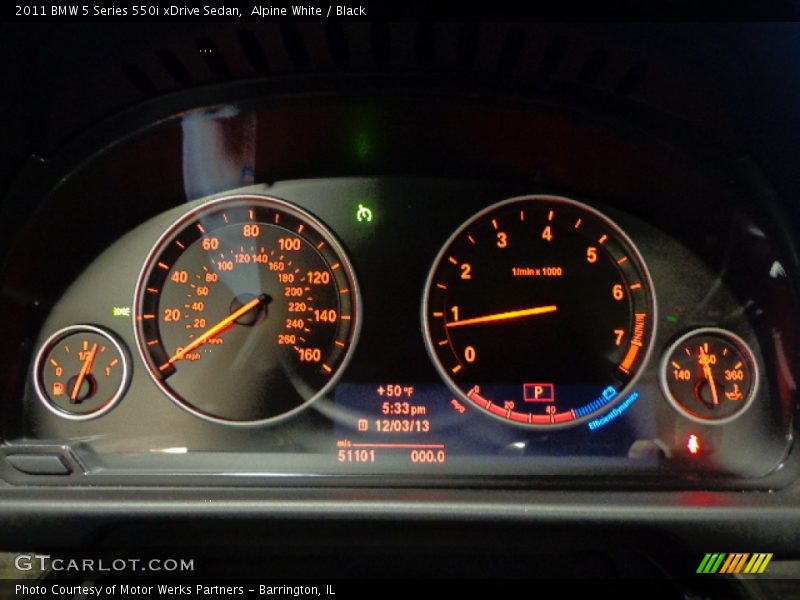 Alpine White / Black 2011 BMW 5 Series 550i xDrive Sedan