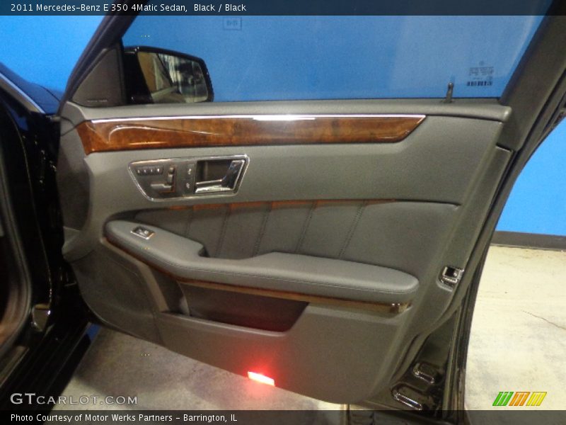 Black / Black 2011 Mercedes-Benz E 350 4Matic Sedan