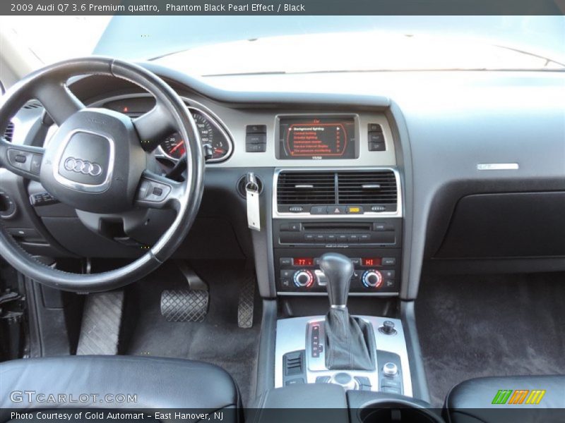 Phantom Black Pearl Effect / Black 2009 Audi Q7 3.6 Premium quattro