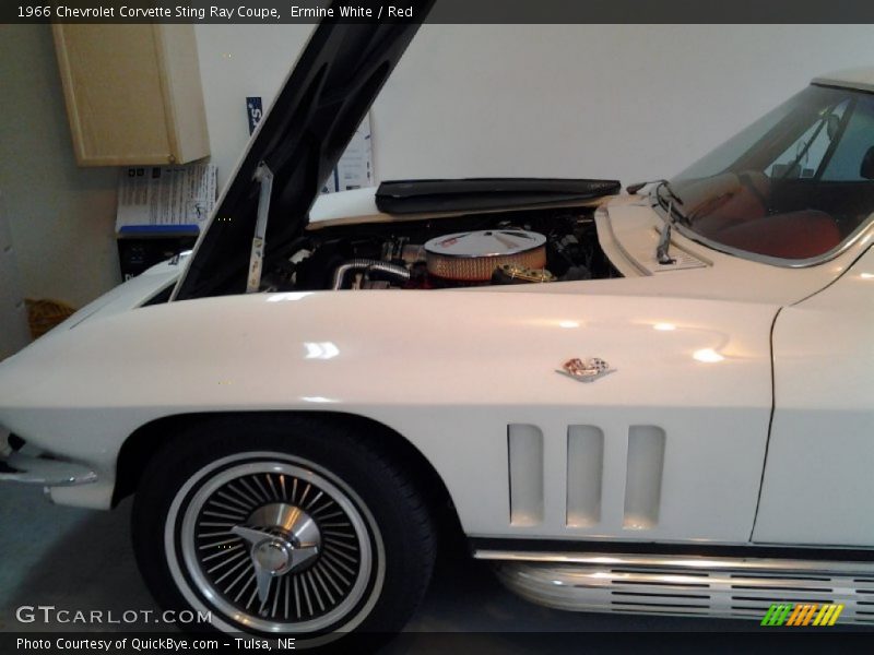 Ermine White / Red 1966 Chevrolet Corvette Sting Ray Coupe