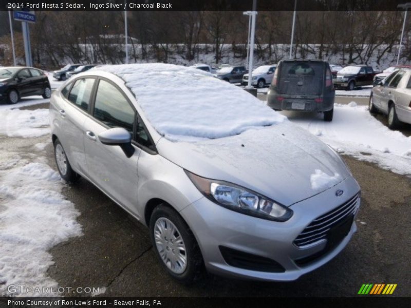 Ingot Silver / Charcoal Black 2014 Ford Fiesta S Sedan