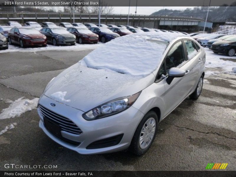 Ingot Silver / Charcoal Black 2014 Ford Fiesta S Sedan