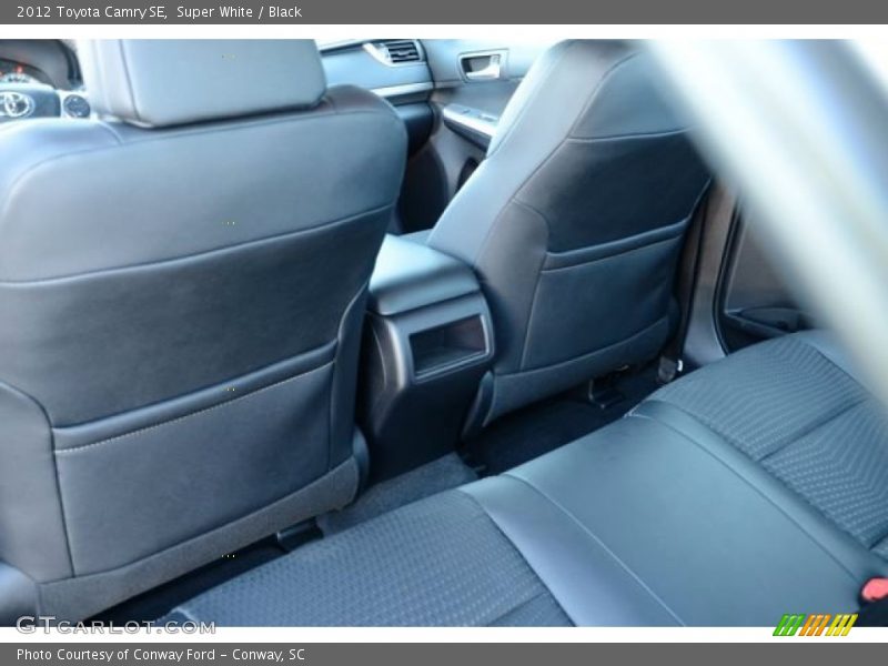 Super White / Black 2012 Toyota Camry SE