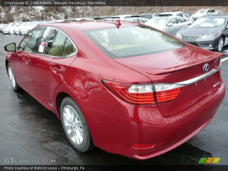  2014 ES 300h Hybrid Matador Red Mica