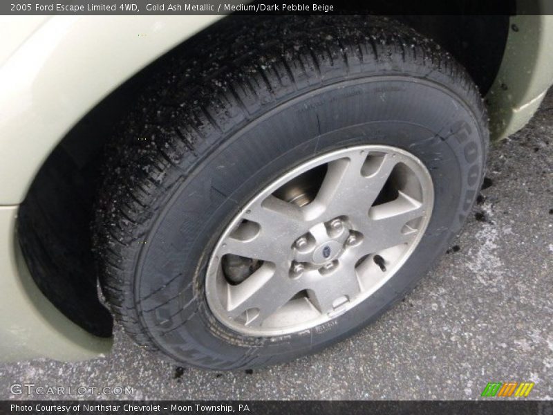 Gold Ash Metallic / Medium/Dark Pebble Beige 2005 Ford Escape Limited 4WD