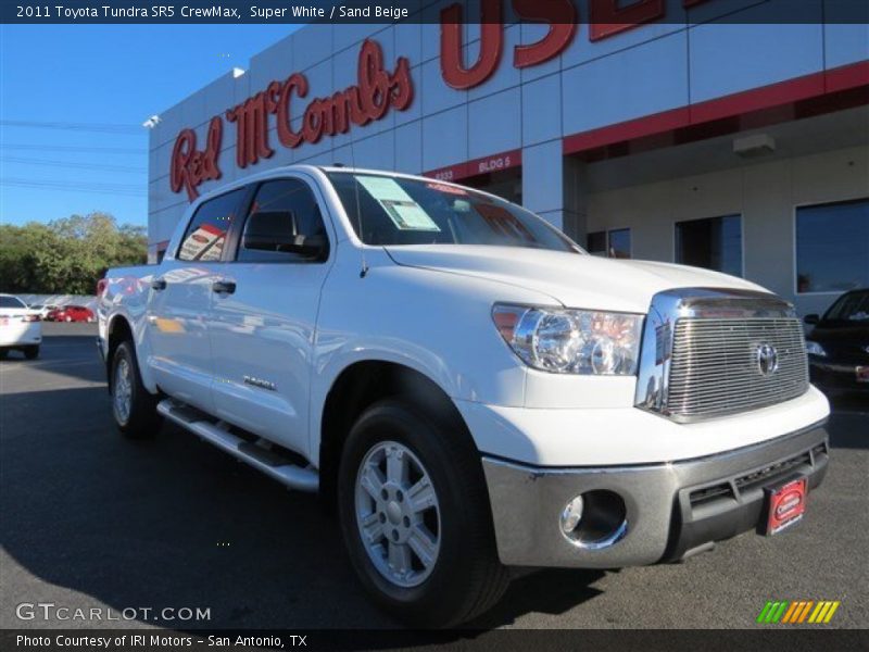 Super White / Sand Beige 2011 Toyota Tundra SR5 CrewMax
