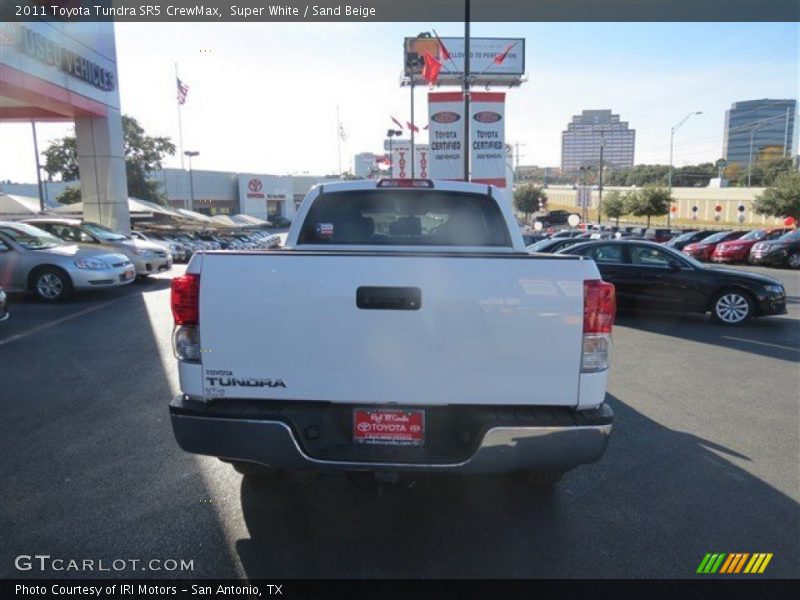 Super White / Sand Beige 2011 Toyota Tundra SR5 CrewMax