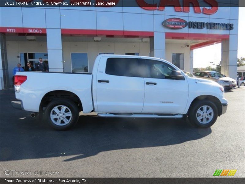 Super White / Sand Beige 2011 Toyota Tundra SR5 CrewMax