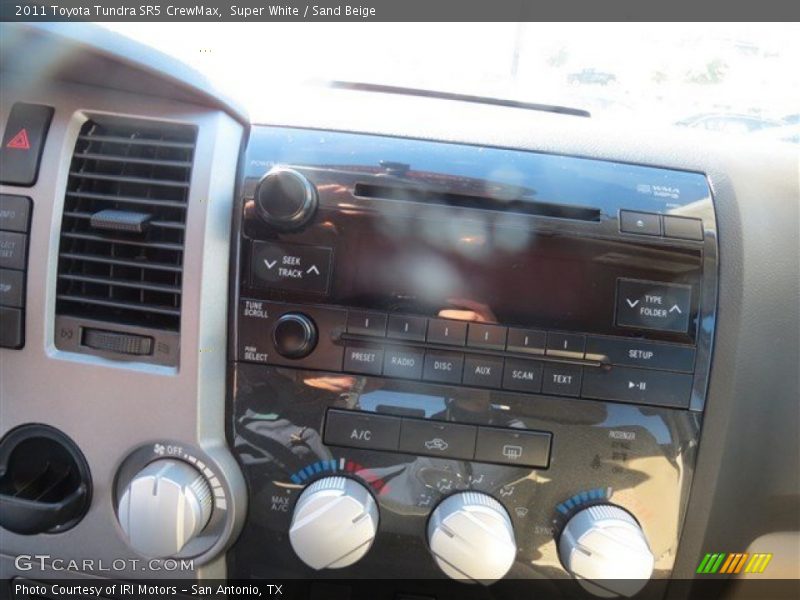 Super White / Sand Beige 2011 Toyota Tundra SR5 CrewMax