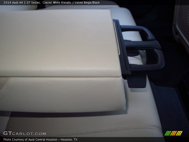 Glacier White Metallic / Velvet Beige/Black 2014 Audi A4 2.0T Sedan