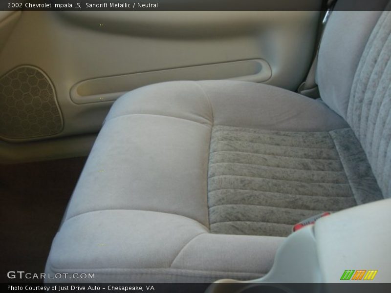 Sandrift Metallic / Neutral 2002 Chevrolet Impala LS