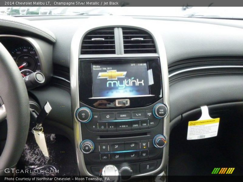 Champagne Silver Metallic / Jet Black 2014 Chevrolet Malibu LT