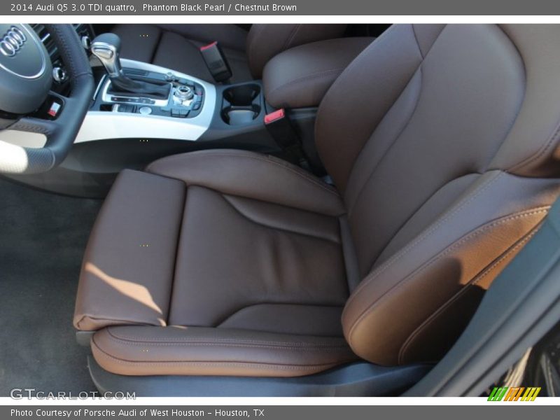 Front Seat of 2014 Q5 3.0 TDI quattro