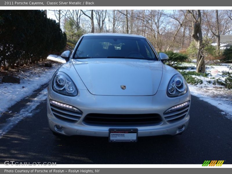 Classic Silver Metallic / Black 2011 Porsche Cayenne