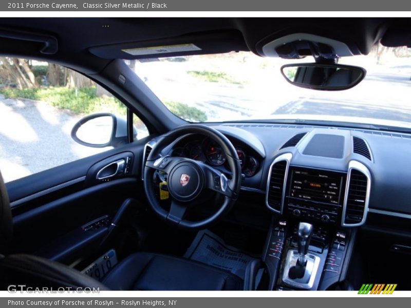 Classic Silver Metallic / Black 2011 Porsche Cayenne