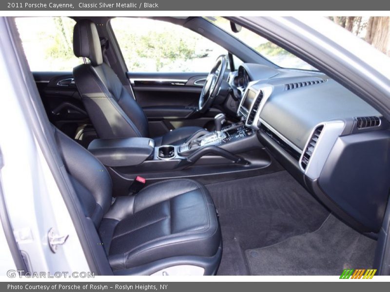 Classic Silver Metallic / Black 2011 Porsche Cayenne