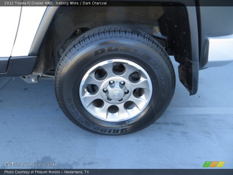Iceberg White / Dark Charcoal 2012 Toyota FJ Cruiser 4WD