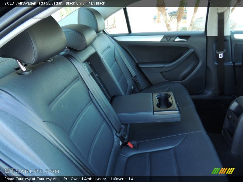 Black Uni / Titan Black 2013 Volkswagen Jetta SE Sedan