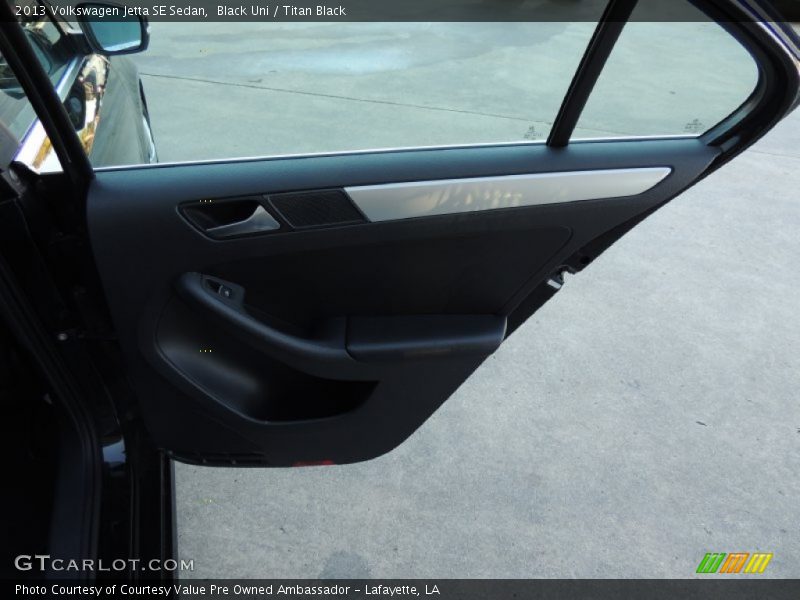 Black Uni / Titan Black 2013 Volkswagen Jetta SE Sedan