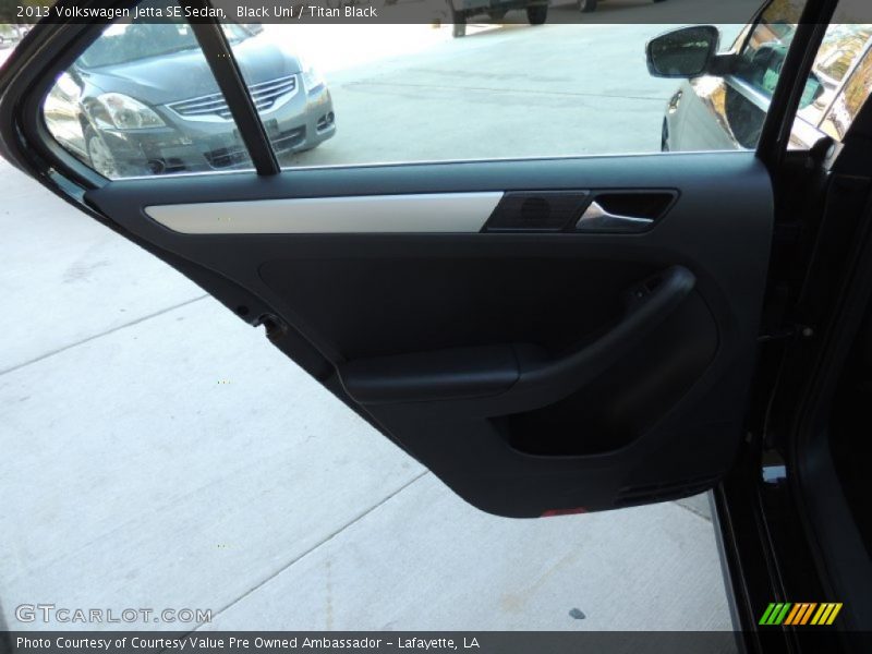 Black Uni / Titan Black 2013 Volkswagen Jetta SE Sedan