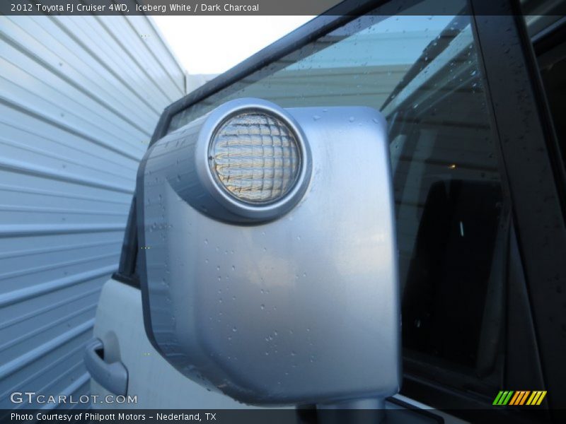 Iceberg White / Dark Charcoal 2012 Toyota FJ Cruiser 4WD
