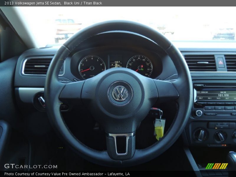 Black Uni / Titan Black 2013 Volkswagen Jetta SE Sedan