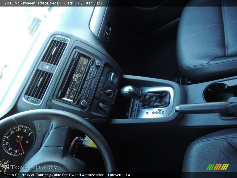 Black Uni / Titan Black 2013 Volkswagen Jetta SE Sedan