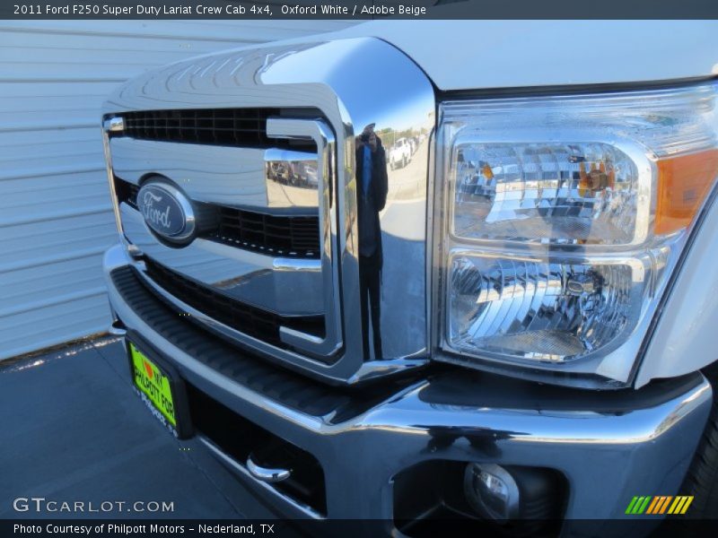 Oxford White / Adobe Beige 2011 Ford F250 Super Duty Lariat Crew Cab 4x4