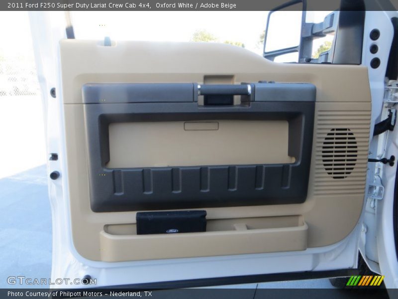 Oxford White / Adobe Beige 2011 Ford F250 Super Duty Lariat Crew Cab 4x4