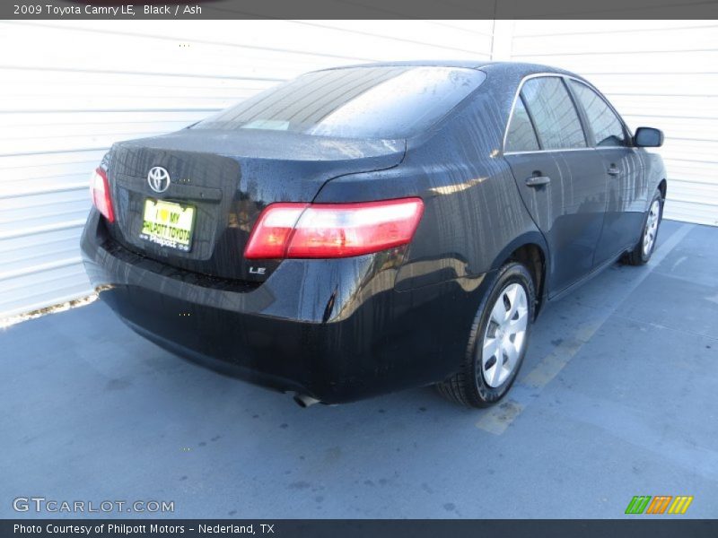 Black / Ash 2009 Toyota Camry LE