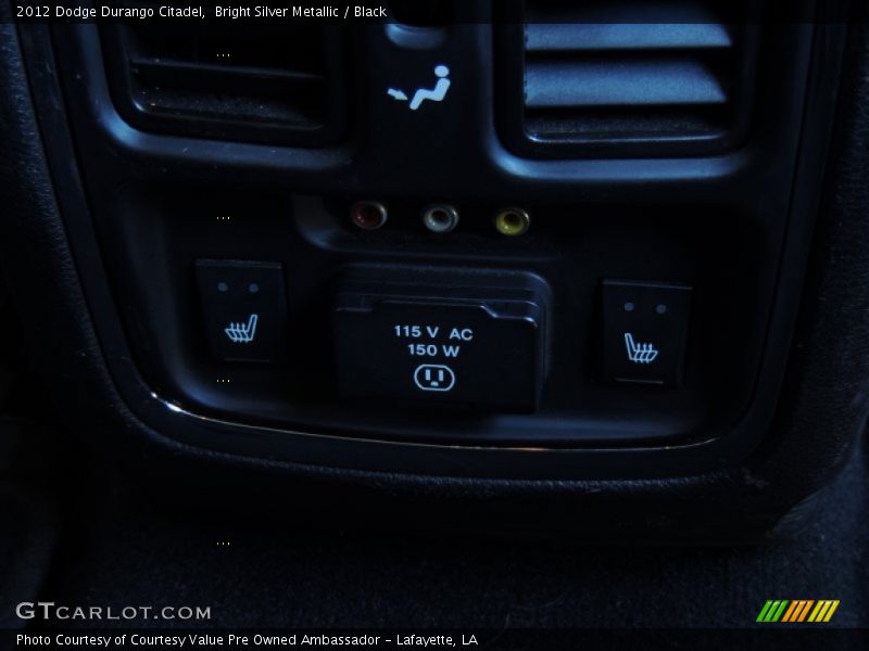 Bright Silver Metallic / Black 2012 Dodge Durango Citadel