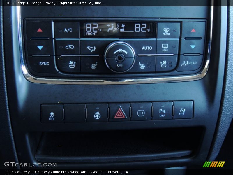 Bright Silver Metallic / Black 2012 Dodge Durango Citadel