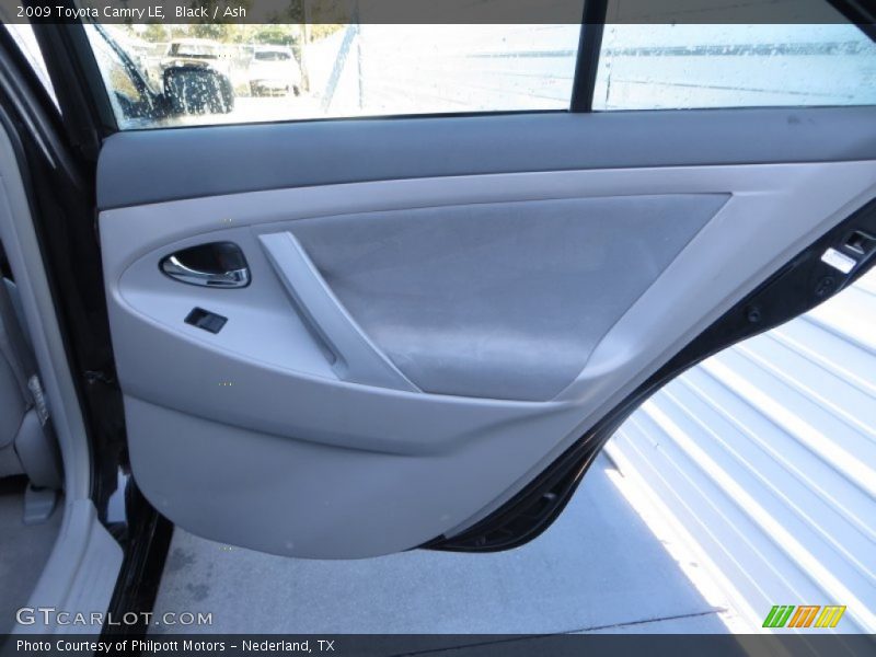 Black / Ash 2009 Toyota Camry LE