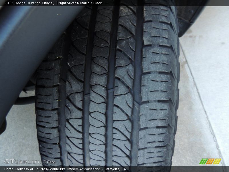 Bright Silver Metallic / Black 2012 Dodge Durango Citadel