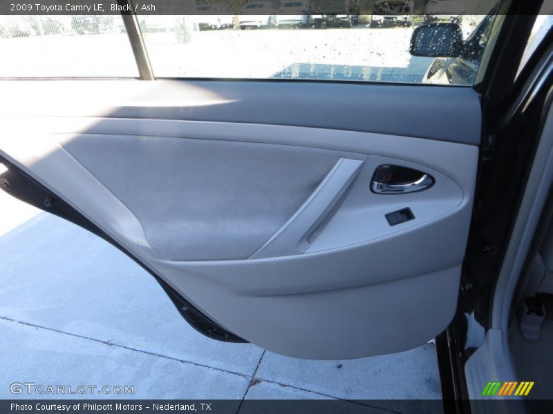 Black / Ash 2009 Toyota Camry LE