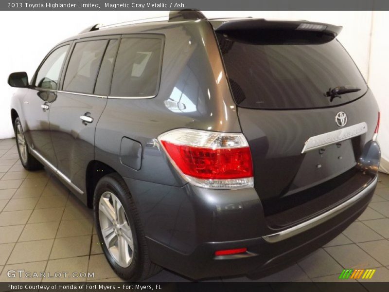 Magnetic Gray Metallic / Ash 2013 Toyota Highlander Limited