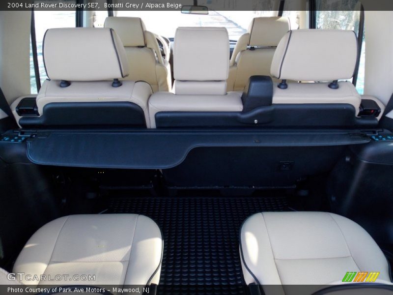Bonatti Grey / Alpaca Beige 2004 Land Rover Discovery SE7