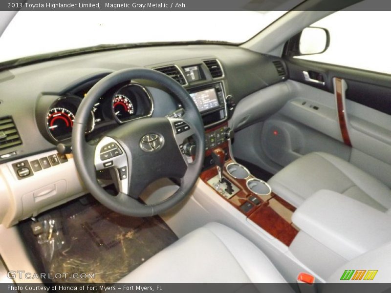 Magnetic Gray Metallic / Ash 2013 Toyota Highlander Limited