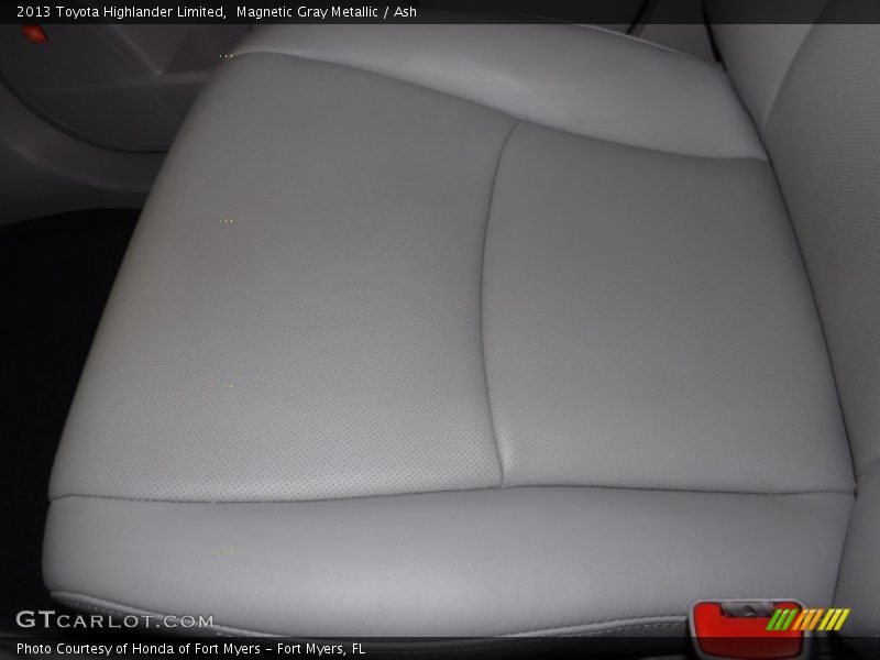 Magnetic Gray Metallic / Ash 2013 Toyota Highlander Limited
