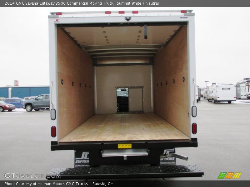  2014 Savana Cutaway 3500 Commercial Moving Truck Trunk