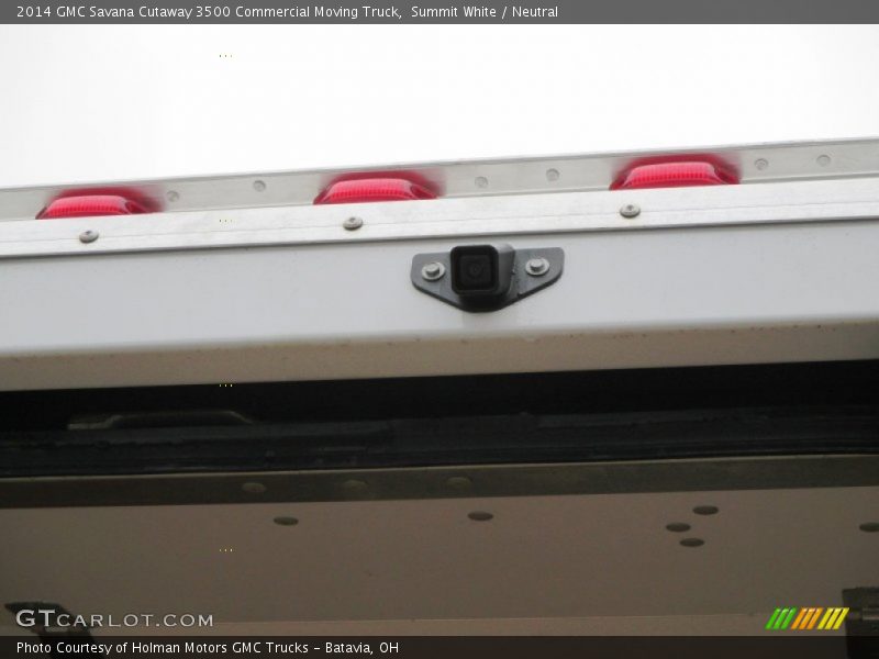 Summit White / Neutral 2014 GMC Savana Cutaway 3500 Commercial Moving Truck