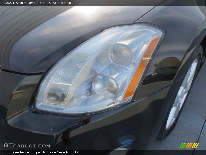 Onyx Black / Black 2005 Nissan Maxima 3.5 SE