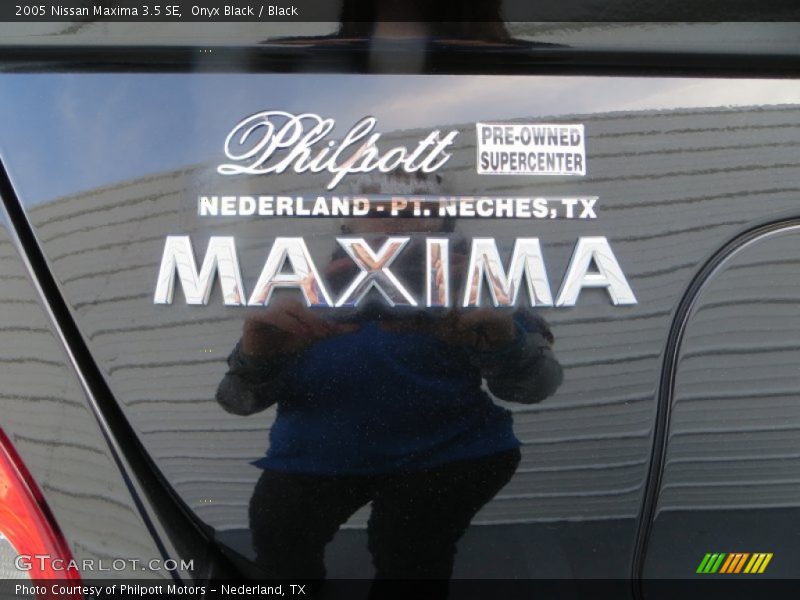 Onyx Black / Black 2005 Nissan Maxima 3.5 SE
