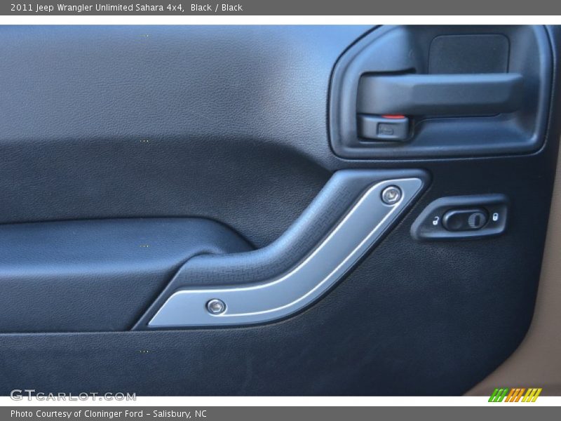 Black / Black 2011 Jeep Wrangler Unlimited Sahara 4x4